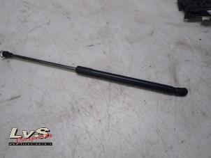 Used Set of gas struts for boot Seat Ibiza IV SC (6J1) 1.2 12V Price € 8,00 Margin scheme offered by LvS Carparts