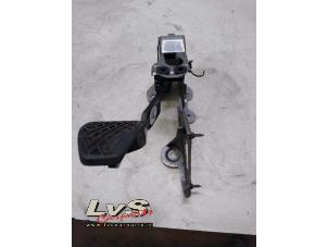 Used Brake pedal Nissan Qashqai (J10) 1.6 16V Price € 32,00 Margin scheme offered by LvS Carparts