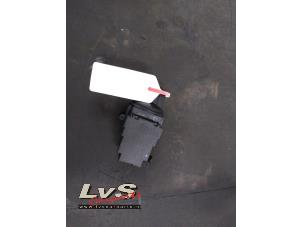 Used Electronic ignition key BMW 5 serie (E60) 530d 24V Price € 61,00 Margin scheme offered by LvS Carparts