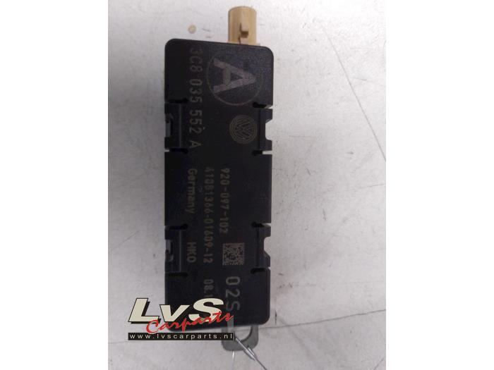 Begagnade Antenn Volkswagen Passat CC (357) Pris € 8,00 Marginaltabell erbjuds av LvS Carparts