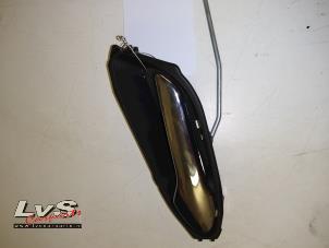 Used Handle Opel Karl 1.0 12V Price € 13,00 Margin scheme offered by LvS Carparts