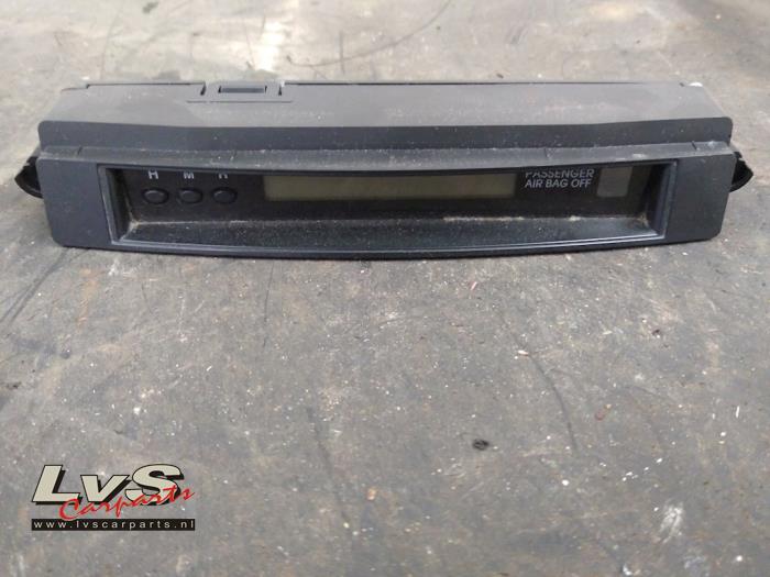 Begagnade Innerdisplay Hyundai iX55 3.0 CRDI V6 24V Pris € 24,00 Marginaltabell erbjuds av LvS Carparts