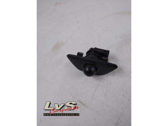 Begagnade Sensor (övriga) Opel Karl 1.0 12V Pris € 10,00 Marginaltabell erbjuds av LvS Carparts