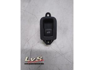 Used Electric window switch Volvo V50 (MW) 1.6 D2 16V Price € 8,00 Margin scheme offered by LvS Carparts
