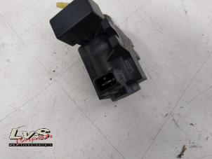 Laddtryckssensor från en Opel Astra J Sports Tourer (PD8/PE8/PF8) 1.3 CDTI 16V ecoFlex 2011