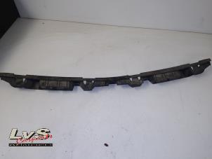Used Rear bumper component, central Opel Astra J Sports Tourer (PD8/PE8/PF8) 1.3 CDTI 16V ecoFlex Price € 10,00 Margin scheme offered by LvS Carparts