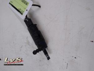 Used Headlight washer BMW X5 (E53) 3.0d 24V Price € 16,00 Margin scheme offered by LvS Carparts