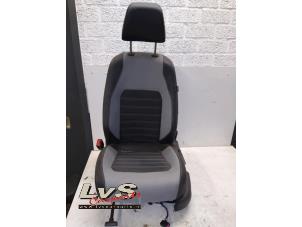 Używane Fotel lewy Volkswagen Jetta IV (162/16A) 1.2 TSI Cena € 61,00 Procedura marży oferowane przez LvS Carparts