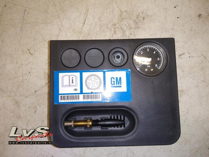 Begagnade Däckpump Opel Corsa D 1.0 Pris € 29,00 Marginaltabell erbjuds av LvS Carparts