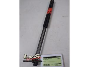 Used Set of gas struts for boot BMW Mini One/Cooper (R50) 1.6 16V One Price € 13,00 Margin scheme offered by LvS Carparts