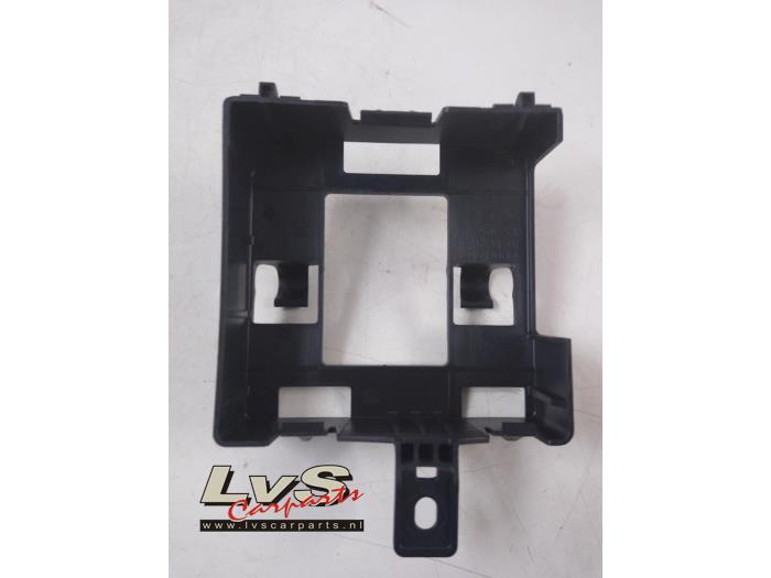 Usagé Divers Opel Astra J GTC (PD2/PF2) 2.0 16V Turbo OPC Prix € 10,00 Règlement à la marge proposé par LvS Carparts