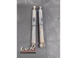 Used Shock absorber kit Peugeot 2008 (CU) 1.6 e-HDi FAP Price € 40,00 Margin scheme offered by LvS Carparts