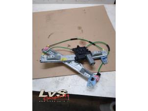 Usados Mecanismo de ventanilla de 2 puertas izquierda delante Opel Corsa D 1.2 16V Precio € 25,00 Norma de margen ofrecido por LvS Carparts