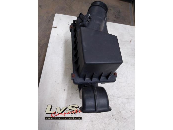 Gebrauchte Luftfiltergehäuse Ford Transit Connect 1.8 TDCi 110 Preis € 20,00 Margenregelung angeboten von LvS Carparts