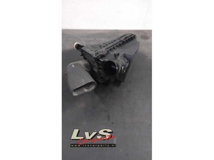 Gebrauchte Luftfiltergehäuse Jaguar XF (CC9) 2.2 D 16V Preis € 50,00 Margenregelung angeboten von LvS Carparts