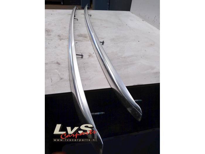 Set of roof strip from a Audi Q5 2012