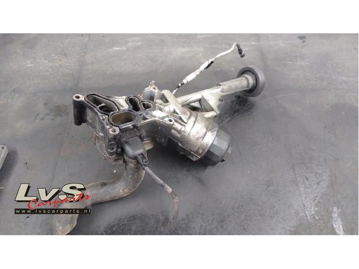 Gebrauchte Ölfiltergehäuse Fiat Punto Evo (199) 1.3 JTD Multijet 85 16V Euro 5 Preis € 50,00 Margenregelung angeboten von LvS Carparts