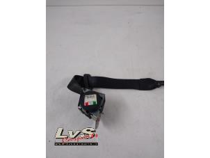 Used Rear seatbelt, right BMW 1 serie (E87/87N) 118d 16V Price € 20,00 Margin scheme offered by LvS Carparts