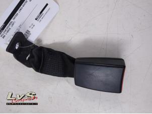 Used Rear seatbelt buckle, left BMW 1 serie (E87/87N) 118d 16V Price € 10,00 Margin scheme offered by LvS Carparts