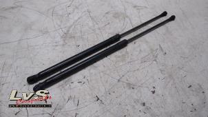 Used Set of gas struts for boot Seat Ibiza IV (6J5) 1.0 EcoTSI 12V Price € 10,00 Margin scheme offered by LvS Carparts