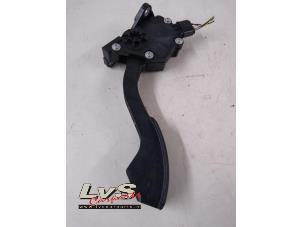 Used Accelerator pedal Toyota Prius (ZVW3) 1.8 16V Price € 42,50 Margin scheme offered by LvS Carparts