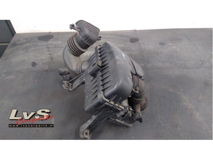 Begagnade Luftfilterhus Kia Picanto (BA) 1.1 12V Pris € 30,00 Marginaltabell erbjuds av LvS Carparts