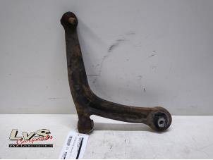 Used Front lower wishbone, right Ford Ka II 1.3 TDCi 16V Price € 30,00 Margin scheme offered by LvS Carparts
