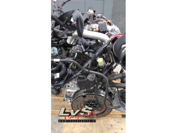Engine from a Renault Megane IV (RFBB) 1.6 GT Energy TCE 205 EDC 2016