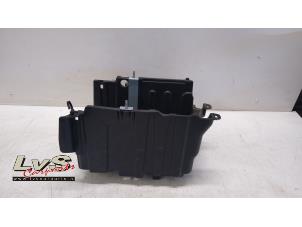 Used Battery box Ford Fiesta 7 1.1 Ti-VCT 12V 85 Price € 19,00 Margin scheme offered by LvS Carparts