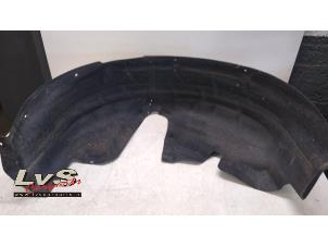 Used Wheel arch liner Volkswagen Tiguan (AD1) 1.4 TSI 16V 4Motion Price € 25,00 Margin scheme offered by LvS Carparts