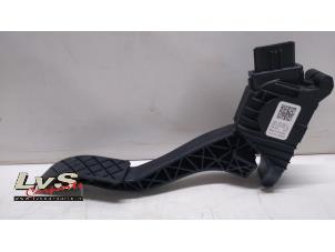 Used Accelerator pedal Volkswagen Tiguan (AD1) 1.4 TSI 16V 4Motion Price € 35,00 Margin scheme offered by LvS Carparts