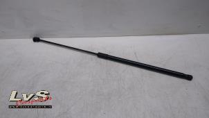 Used Bonnet gas strut, right Volkswagen Tiguan (AD1) 1.4 TSI 16V 4Motion Price € 20,00 Margin scheme offered by LvS Carparts
