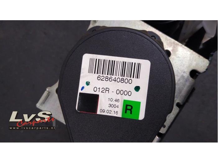 Tensor de cinturón de seguridad derecha de un BMW 3 serie (F30) 330d 3.0 24V 2016