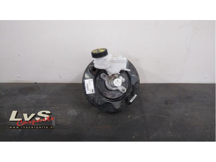 Usagé Servo frein Ford Fiesta 7 1.1 Ti-VCT 12V 85 Prix € 85,00 Règlement à la marge proposé par LvS Carparts