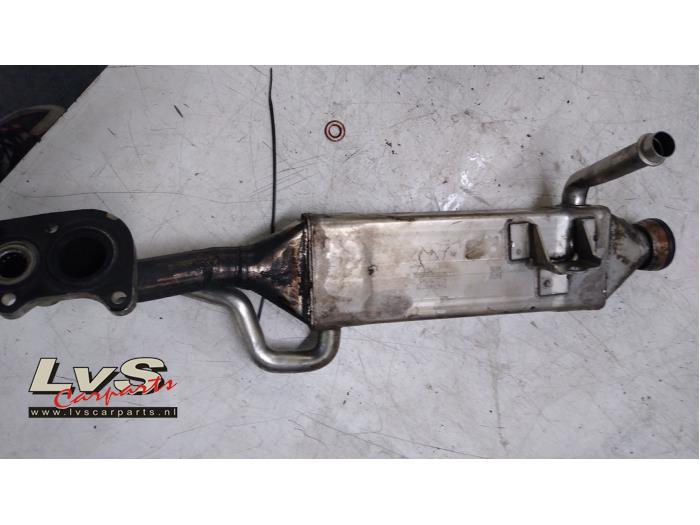 Gebrauchte Ölkühler Mercedes ML II (164/4JG) 3.0 ML-320 CDI V6 24V Preis € 50,00 Margenregelung angeboten von LvS Carparts