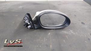 Used Wing mirror, right BMW 1 serie (E88) 118i 16V Price € 60,00 Margin scheme offered by LvS Carparts