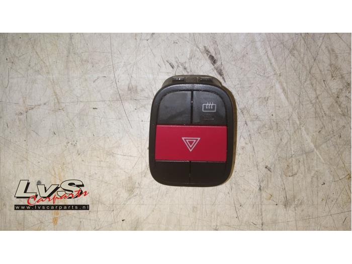 Panic lighting switch from a Peugeot Bipper (AA) 1.3 BlueHDi 80 16V 2016