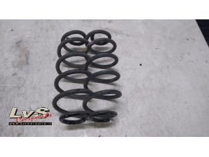 Used Rear torsion spring Renault Twingo III (AH) 1.0 SCe 70 12V Price € 35,00 Margin scheme offered by LvS Carparts