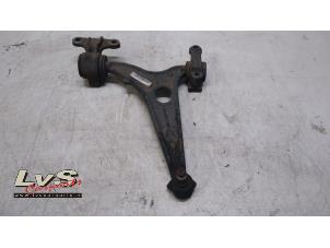 Used Front lower wishbone, right Citroen Jumpy (G9) 1.6 HDI 16V Price € 30,00 Margin scheme offered by LvS Carparts