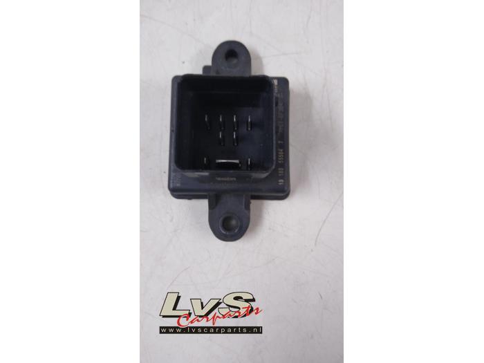 Begagnade Relä Ford Tourneo Connect/Grand Tourneo Connect Pris € 20,00 Marginaltabell erbjuds av LvS Carparts