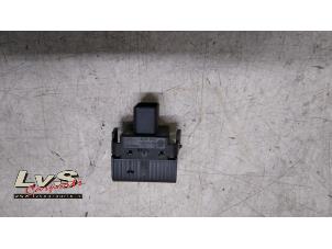 Used AIH headlight switch Volkswagen Transporter Price € 15,00 Margin scheme offered by LvS Carparts
