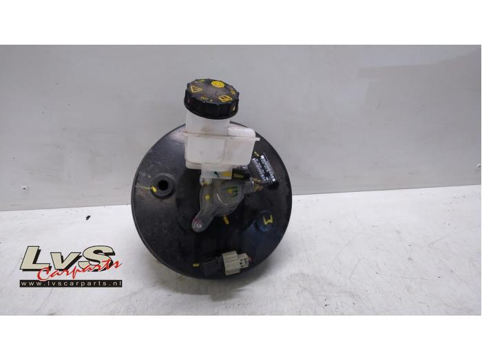Usados Servofreno Ford Ka+ 1.2 Ti-VCT Precio € 75,00 Norma de margen ofrecido por LvS Carparts
