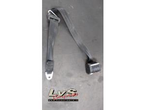 Used Rear seatbelt, left Mercedes Vito (639.7) 2.2 109 CDI 16V Price € 25,00 Margin scheme offered by LvS Carparts