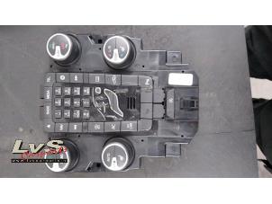 Used Multi-media control unit Volvo V40 (MV) 2.0 D3 16V Price € 39,00 Margin scheme offered by LvS Carparts