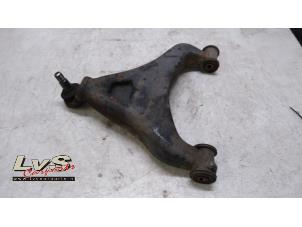 Used Front wishbone, right Mercedes Sprinter 3t (903) 313 CDI 16V Price € 20,00 Margin scheme offered by LvS Carparts