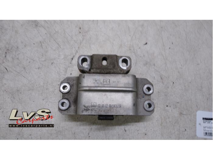 Used Engine mount Seat Leon (1P1) 1.4 TSI 16V Price € 10,00 Margin scheme offered by LvS Carparts