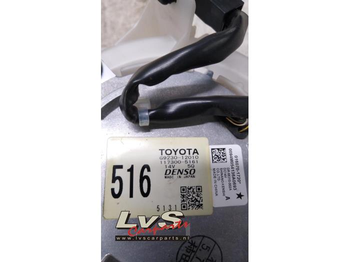 Silnik wentylatora nagrzewnicy z Toyota Auris Touring Sports (E18)  2013