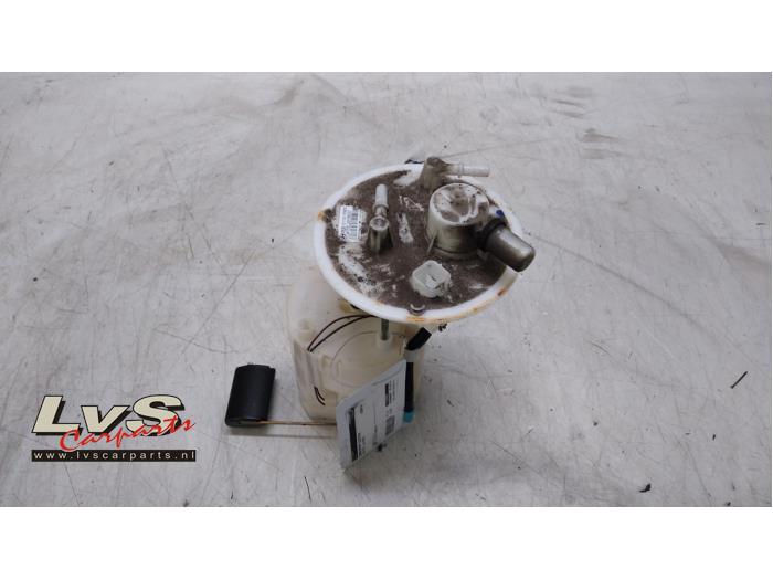 Usagé Pompe à carburant Kia Rio III (UB) 1.1 CRDi VGT 12V Prix € 35,00 Règlement à la marge proposé par LvS Carparts