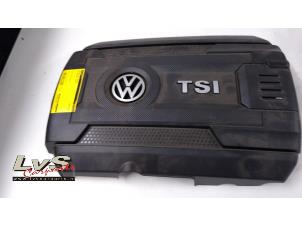 Usados Cobertor motor Volkswagen Arteon (3HAB) 2.0 TSI 16V 4Motion Precio € 30,00 Norma de margen ofrecido por LvS Carparts