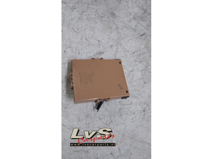 Używane Modul gateway Toyota Prius (NHW20) 1.5 16V Cena € 50,00 Procedura marży oferowane przez LvS Carparts